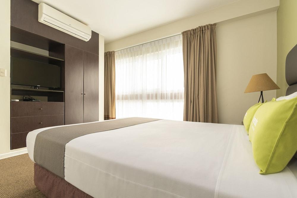 La Paz Apart Hotel Лима Екстериор снимка