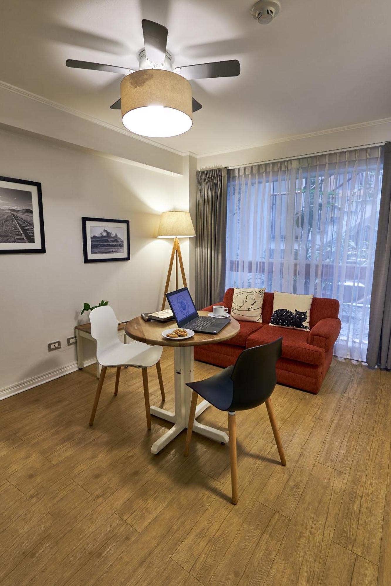 La Paz Apart Hotel Лима Екстериор снимка